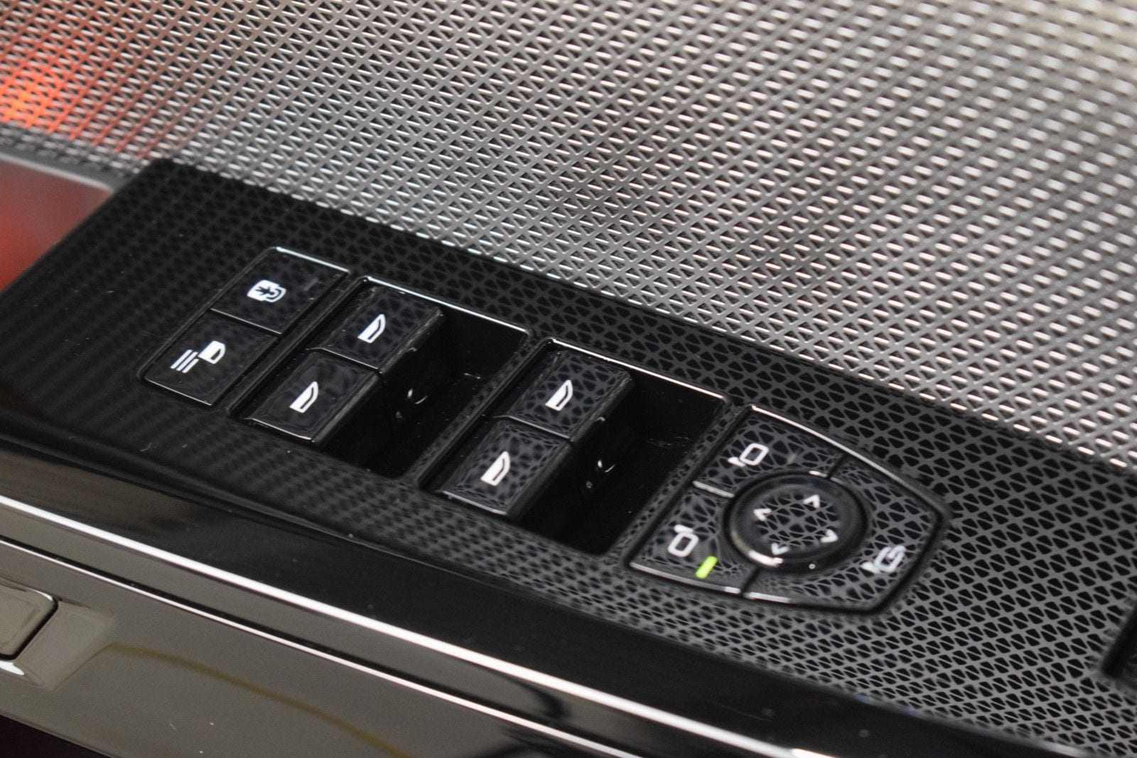 Thumbnail: 2025 BMW 7 Series - 39