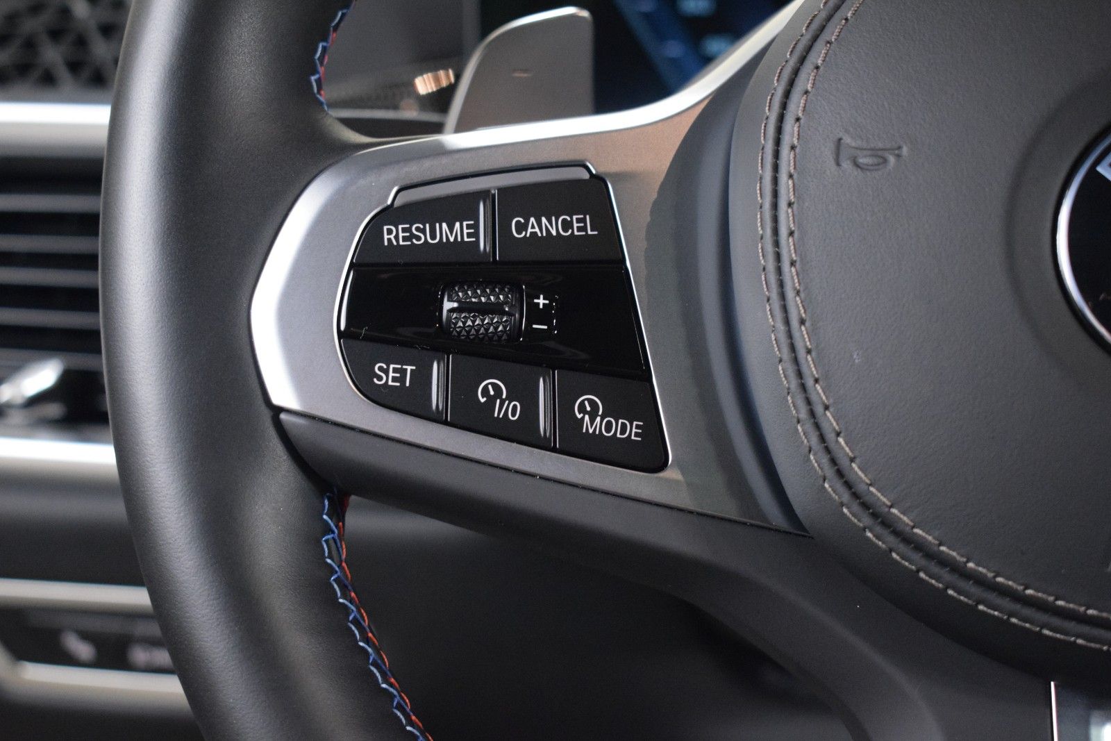 Thumbnail: 2026 BMW X7 - 29