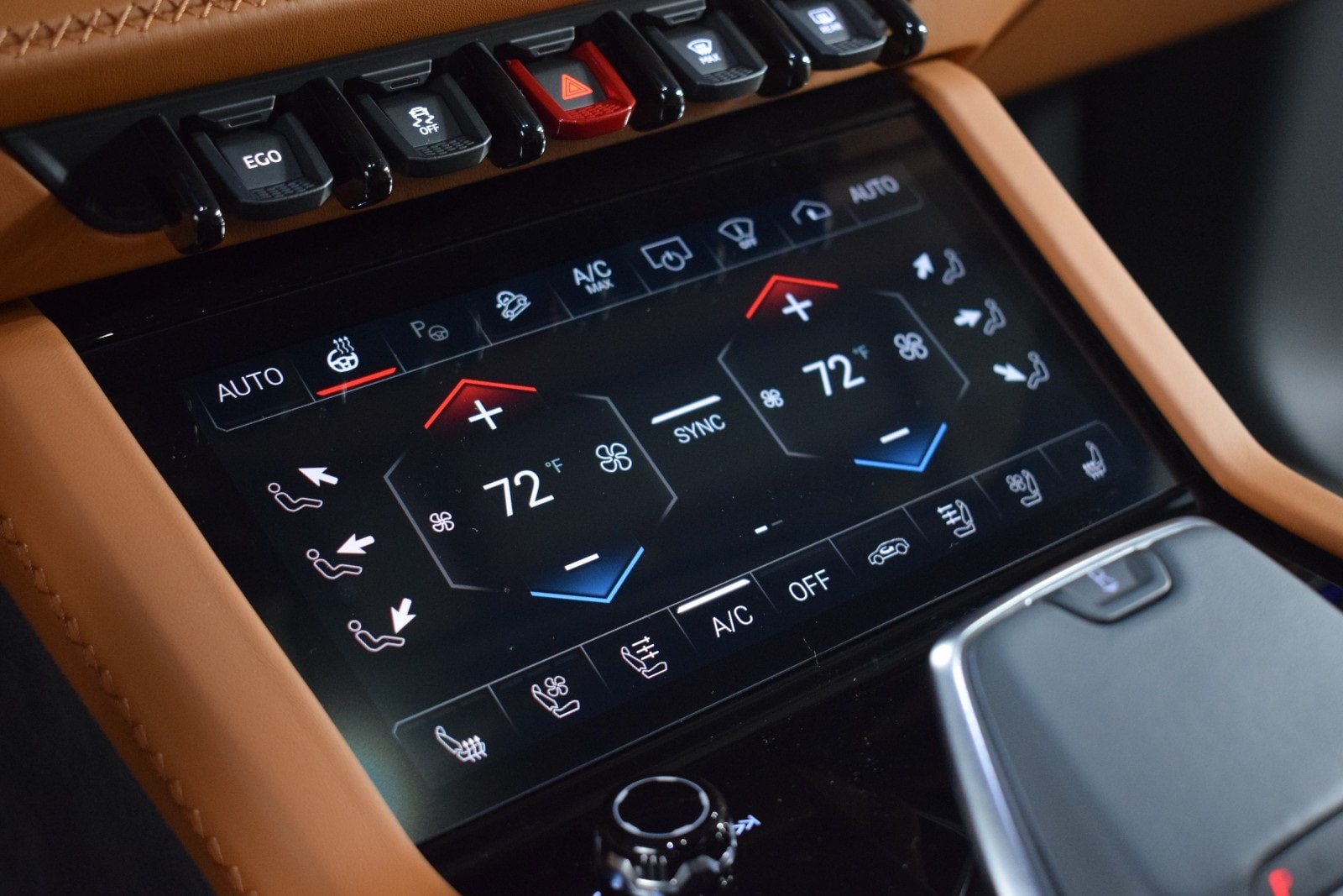 Thumbnail: 2025 Lamborghini Urus - 34