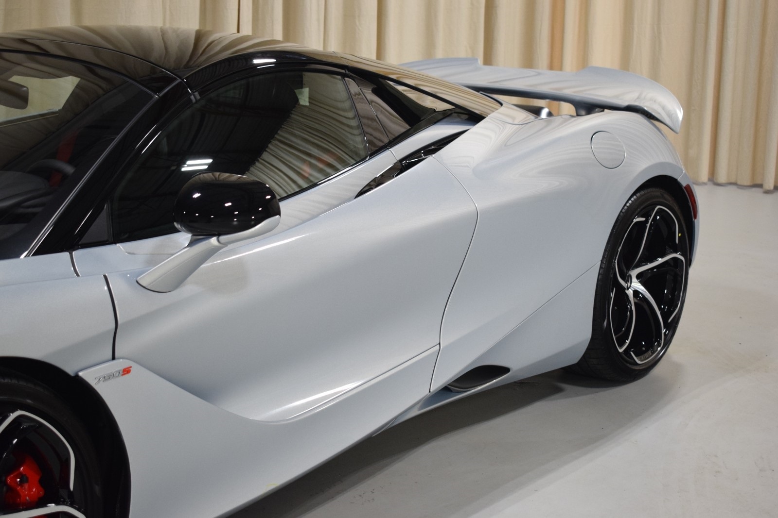 Thumbnail: 2025 Mclaren 750S - 3