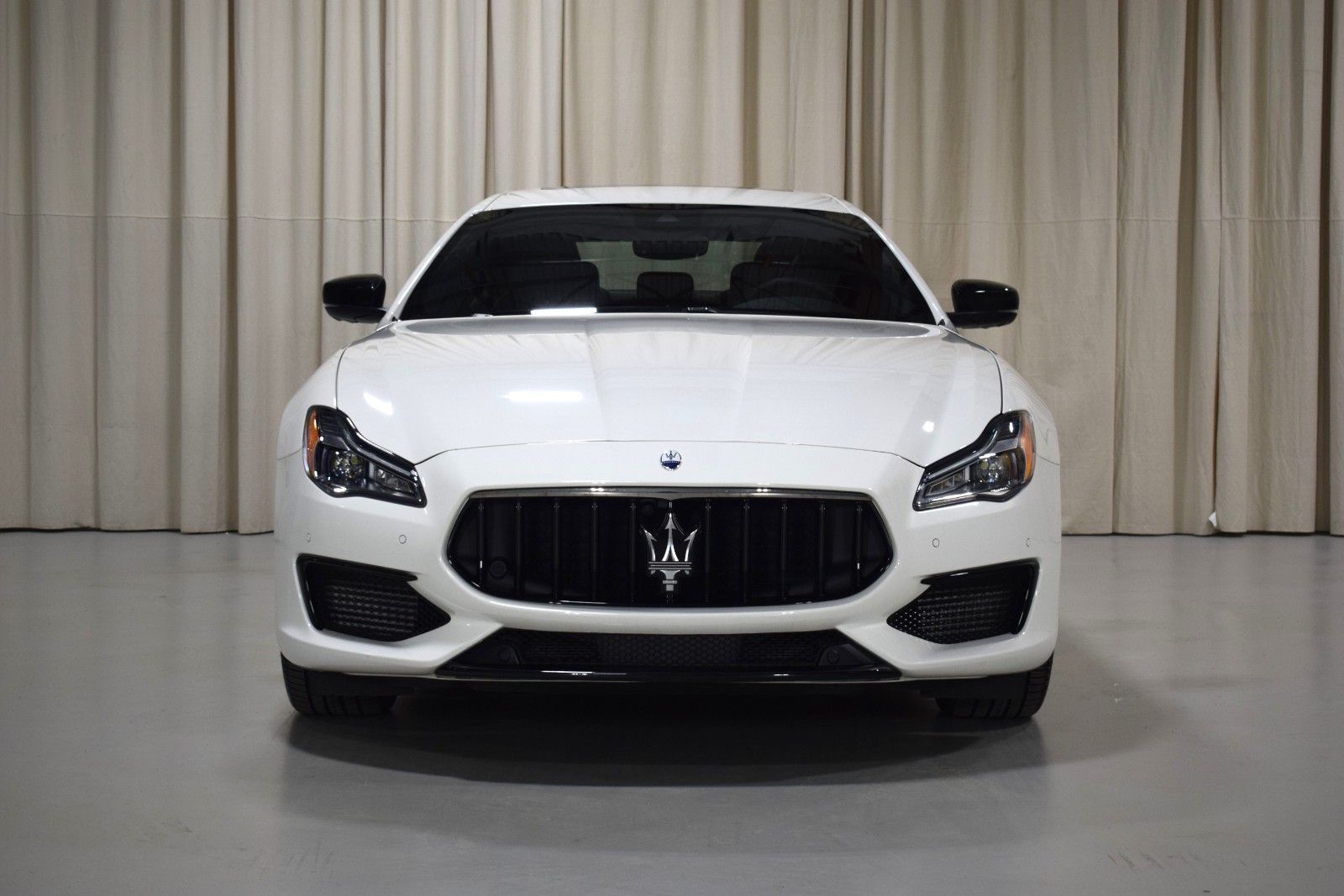 Thumbnail: 2024 Maserati Quattroporte - 8
