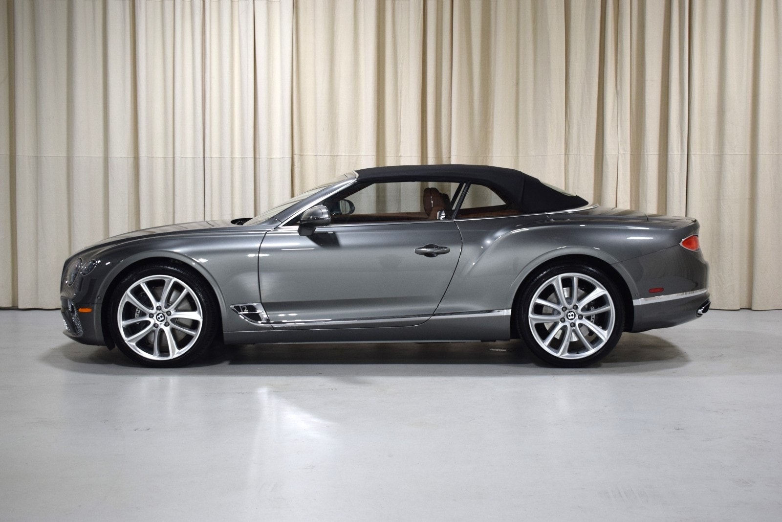 2021 Bentley Continental GT 17