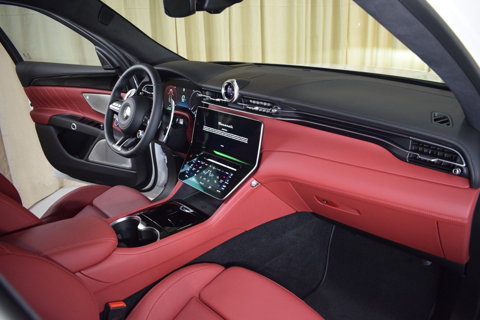 Thumbnail: 2025 Maserati Grecale - 25