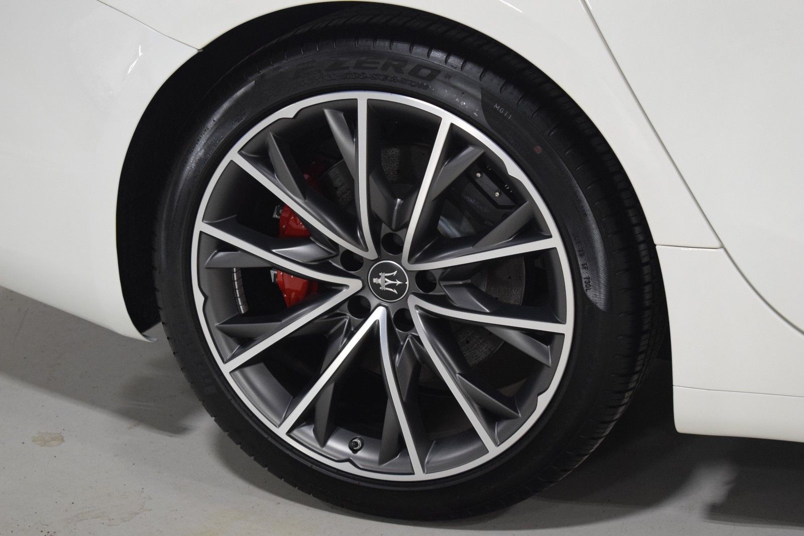 Thumbnail: 2024 Maserati Ghibli - 14