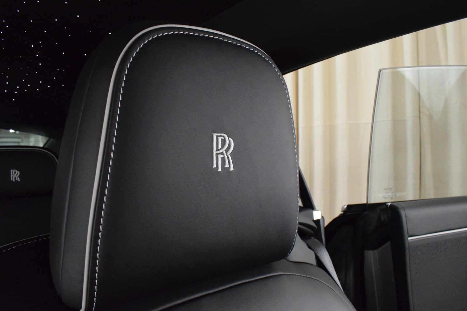 Thumbnail: 2024 Rolls-Royce Spectre - 32
