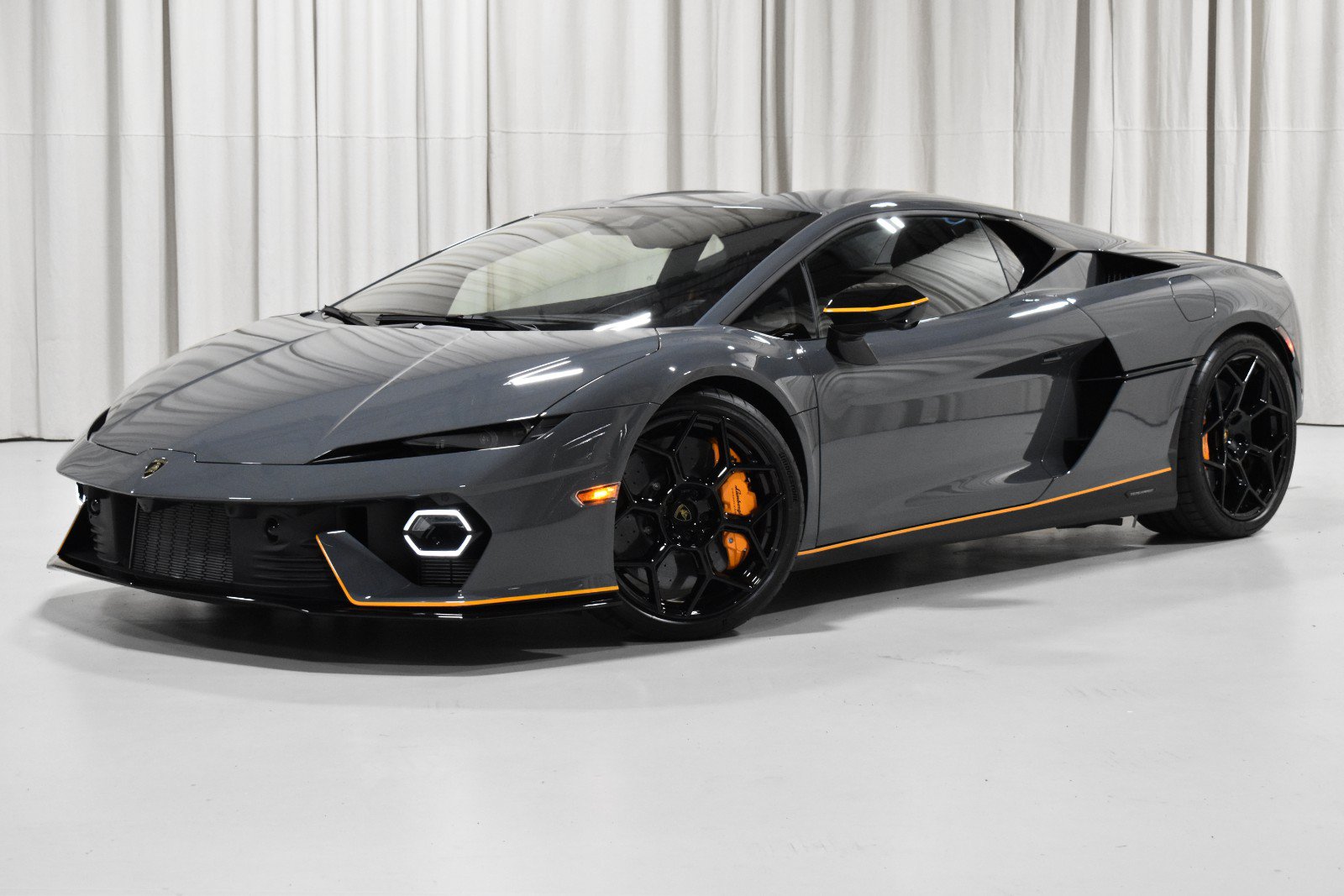 2026 Lamborghini Temerario Base
