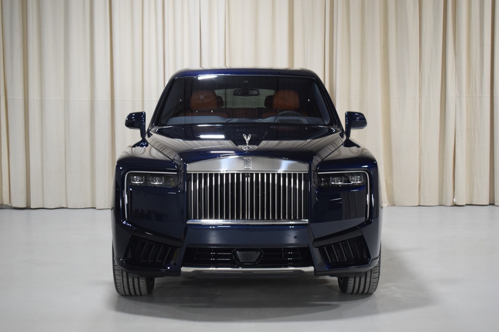 Thumbnail: 2026 Rolls-Royce Cullinan - 9