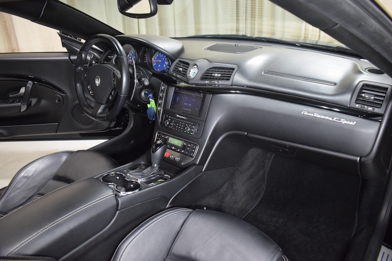 Thumbnail: 2014 Maserati GranTurismo - 22