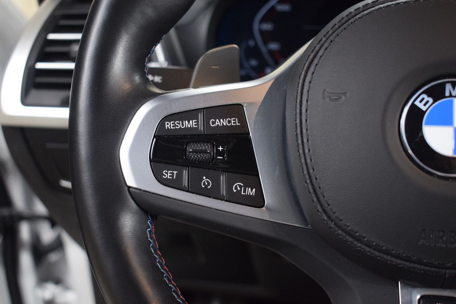 Thumbnail: 2023 BMW X3 - 26