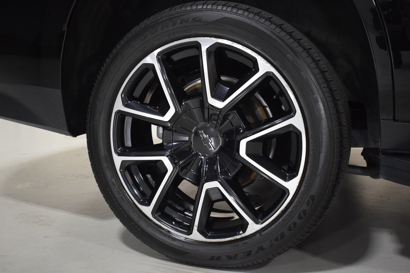 Thumbnail: 2022 Chevrolet Tahoe - 14