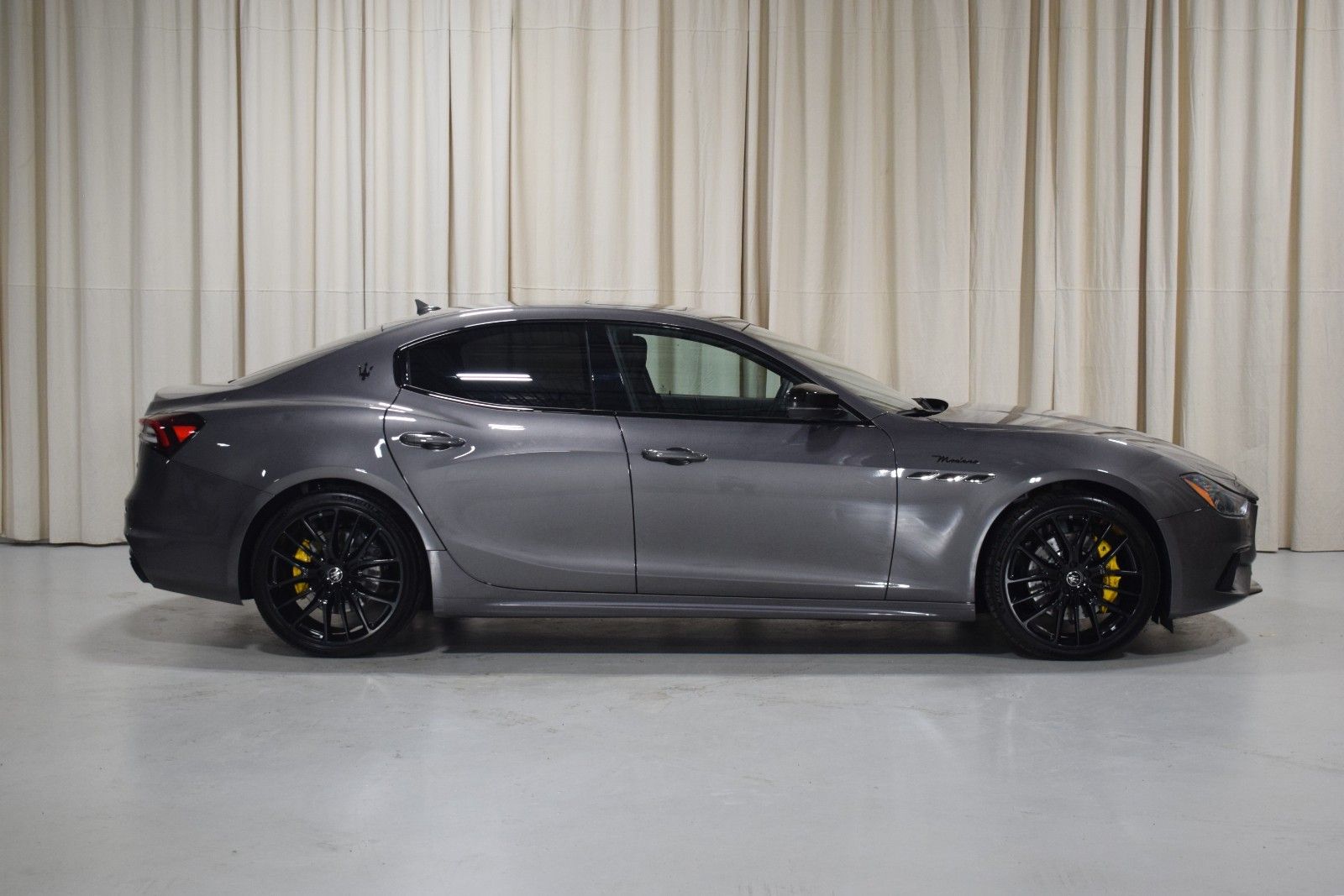Thumbnail: 2023 Maserati Ghibli - 16