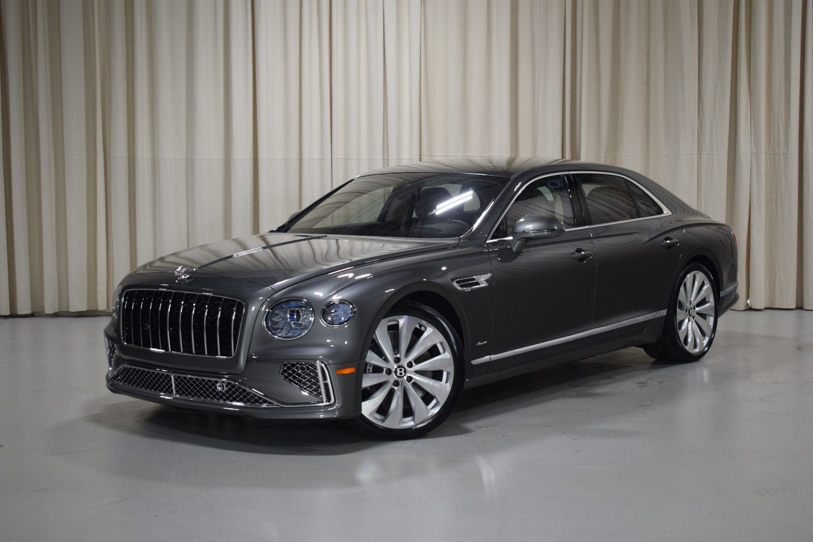 Thumbnail: 2026 Bentley Flying Spur - 1