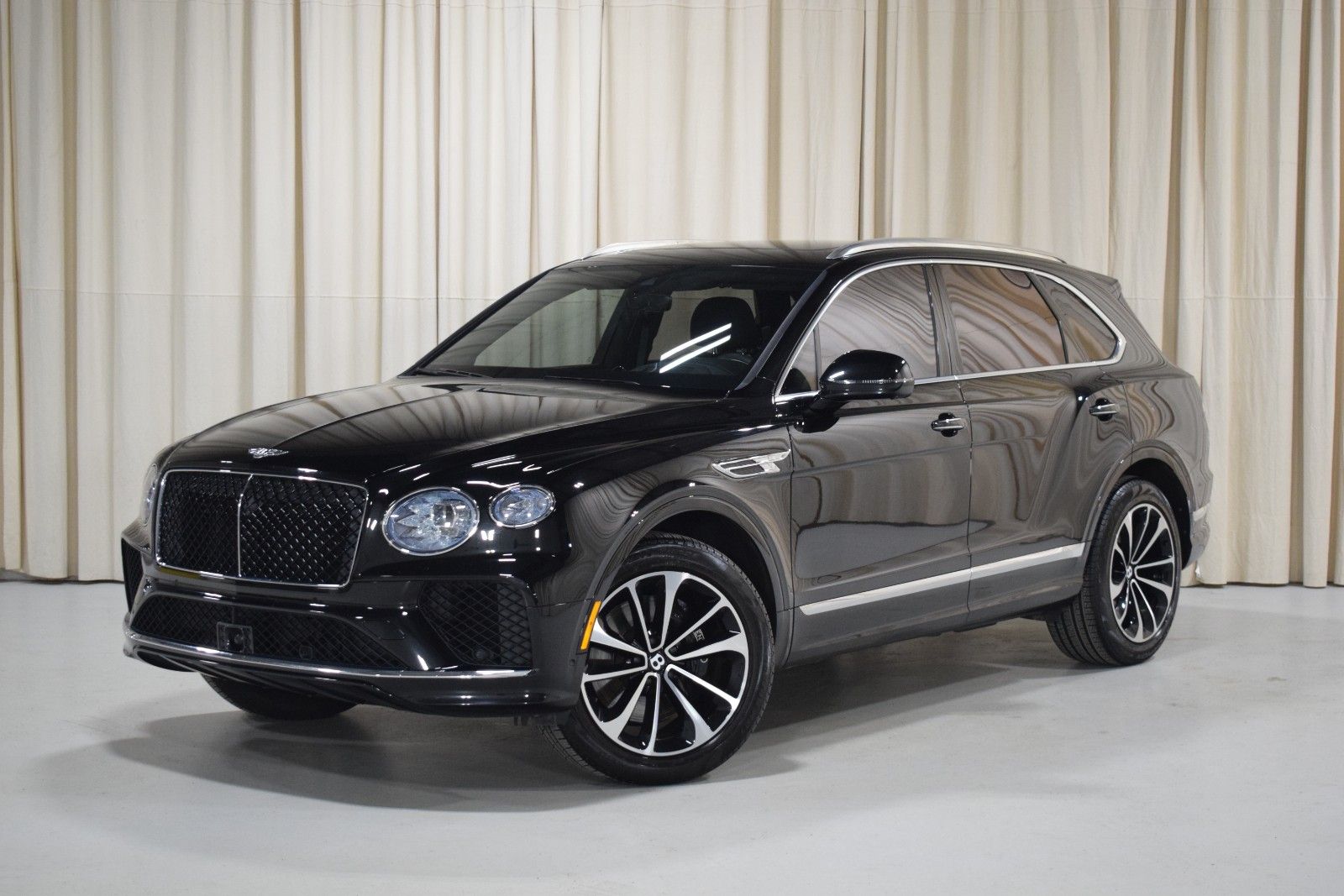 2024 Bentley Bentayga  -
                  Troy, MI