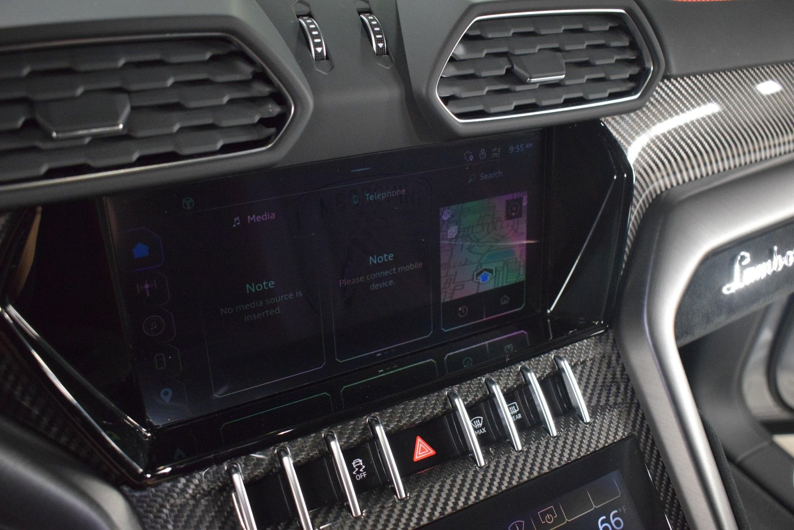 Thumbnail: 2024 Lamborghini Urus - 31