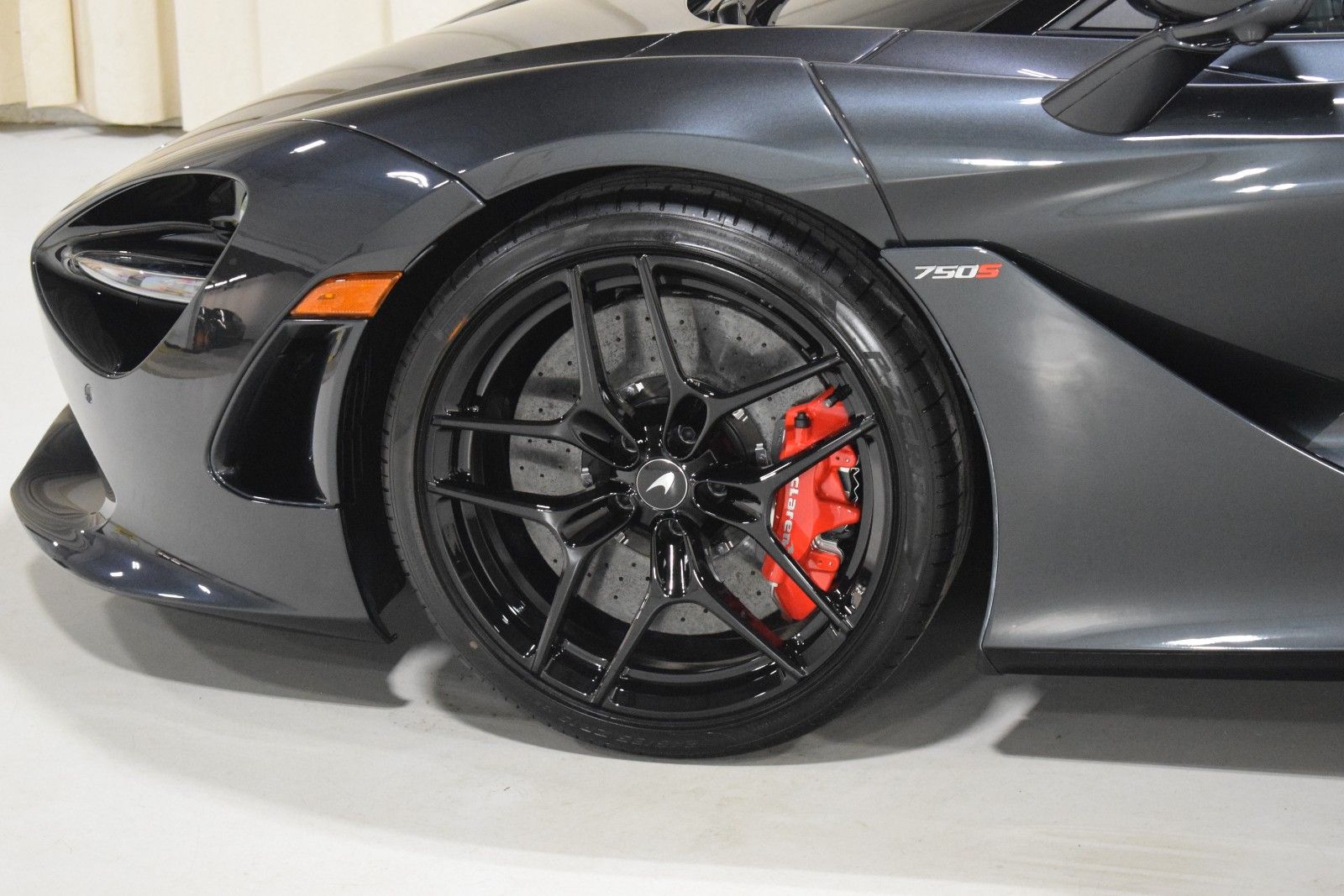 Thumbnail: 2026 Mclaren 750S - 6