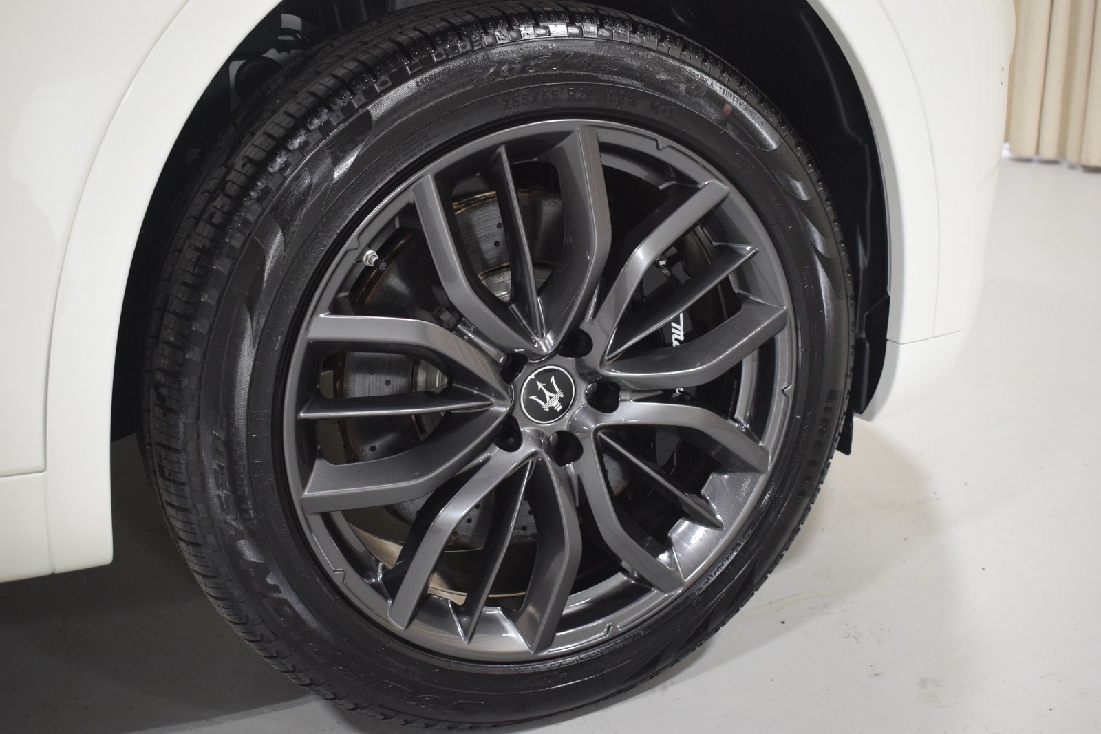 Thumbnail: 2024 Maserati Levante - 17