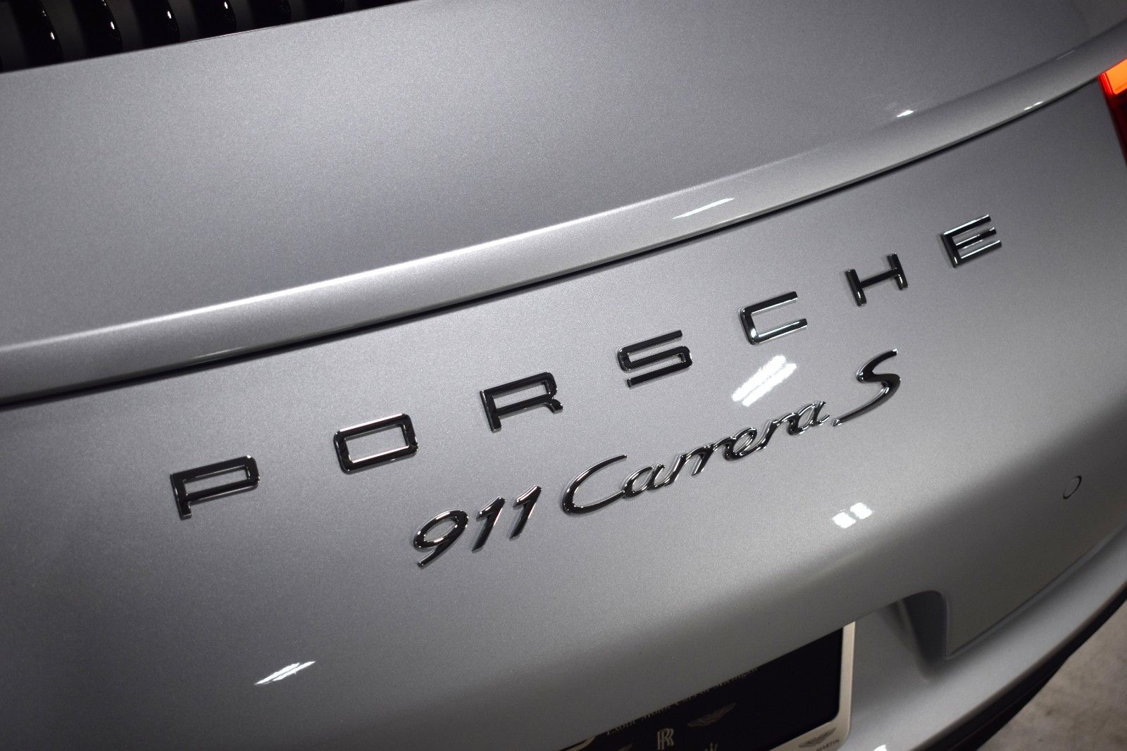 Thumbnail: 2017 Porsche 911 - 12