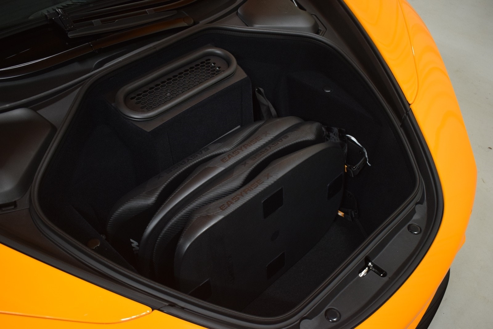 Thumbnail: 2026 Mclaren 750S - 41