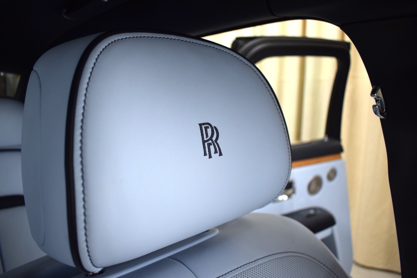 Thumbnail: 2021 Rolls-Royce Ghost - 38
