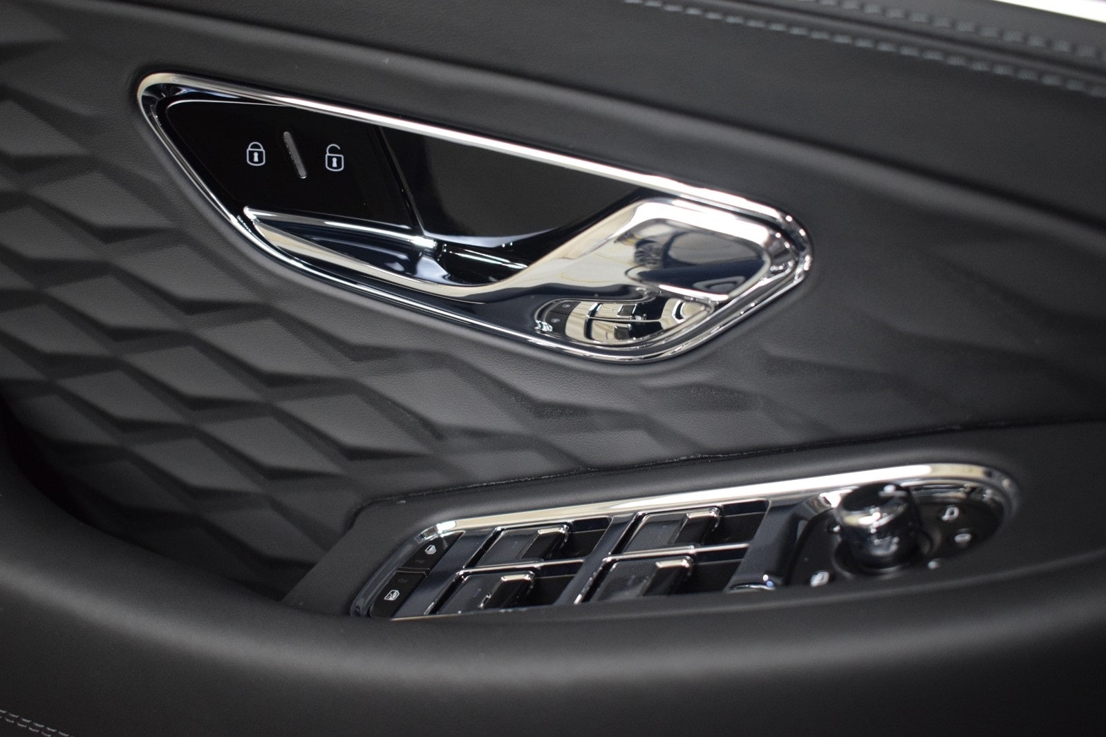 Thumbnail: 2025 Bentley Continental - 40