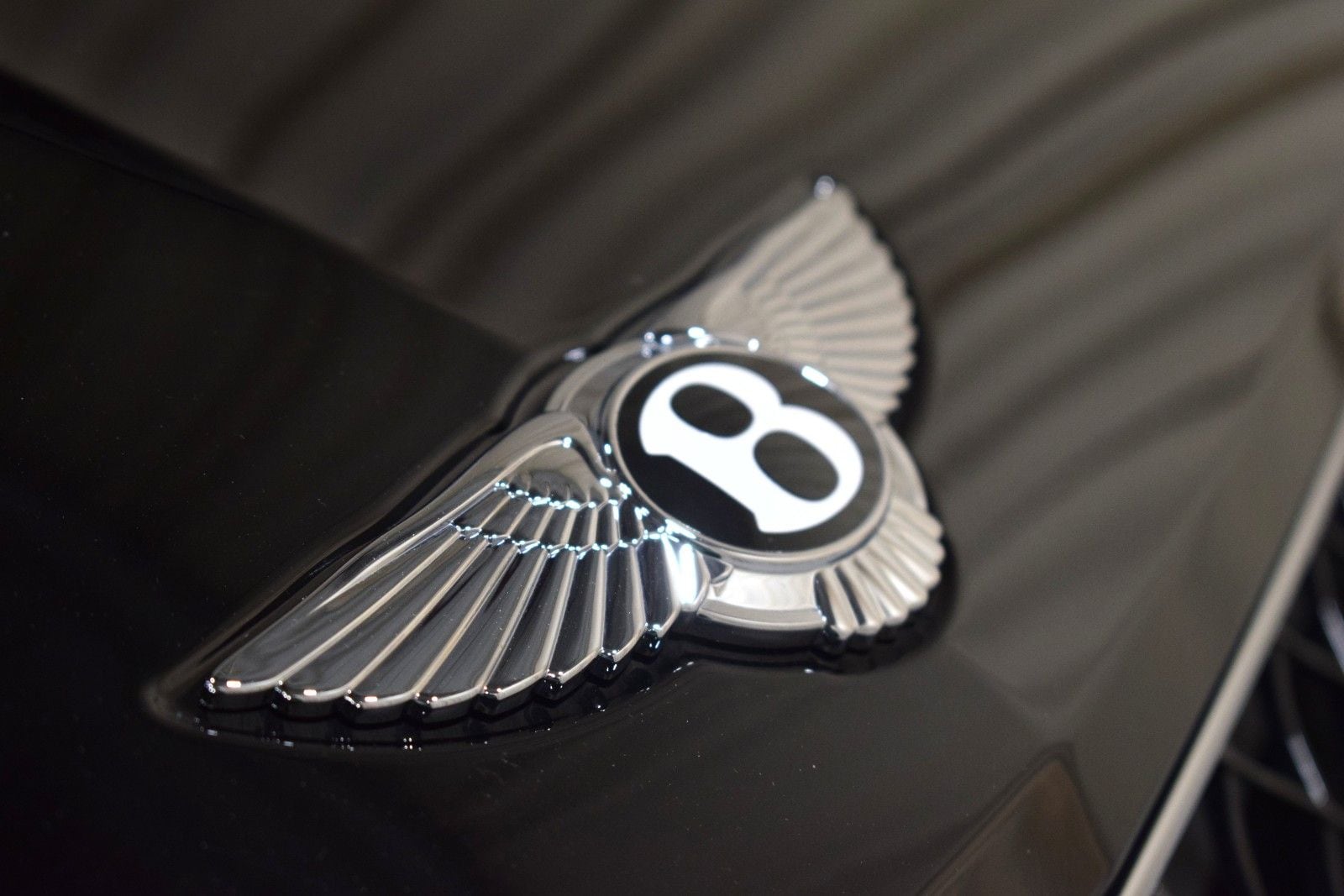 Thumbnail: 2024 Bentley Bentayga - 9