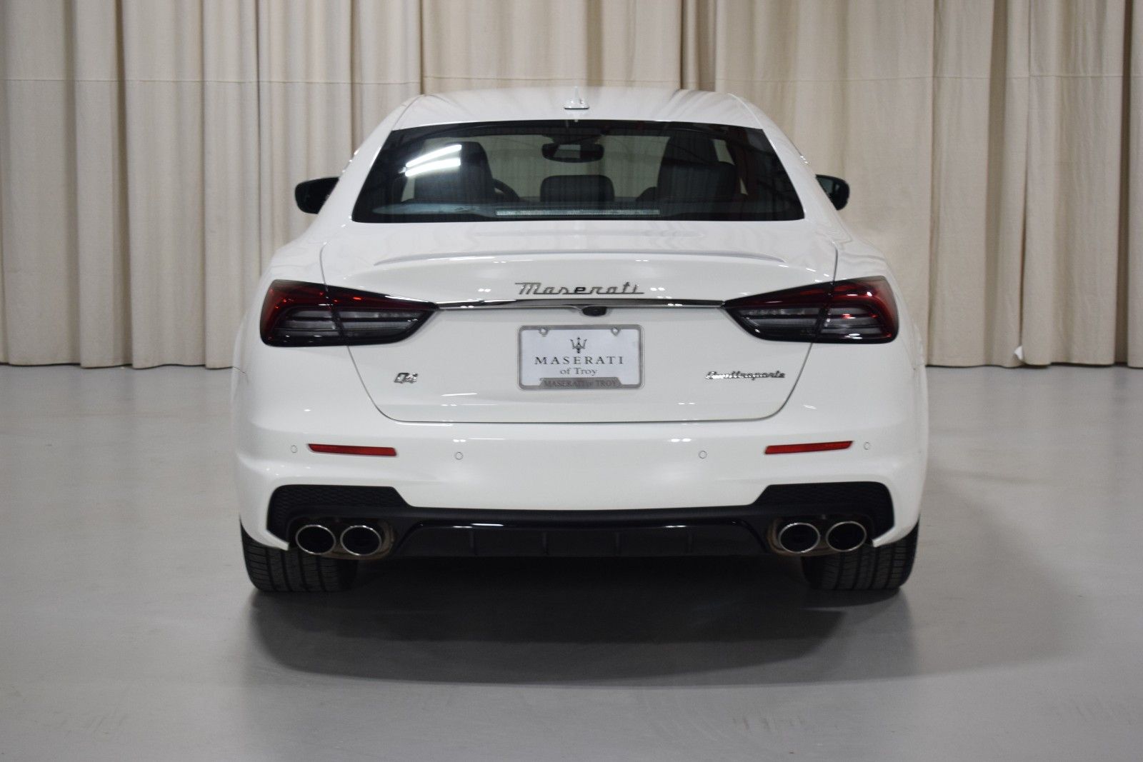 Thumbnail: 2024 Maserati Quattroporte - 13