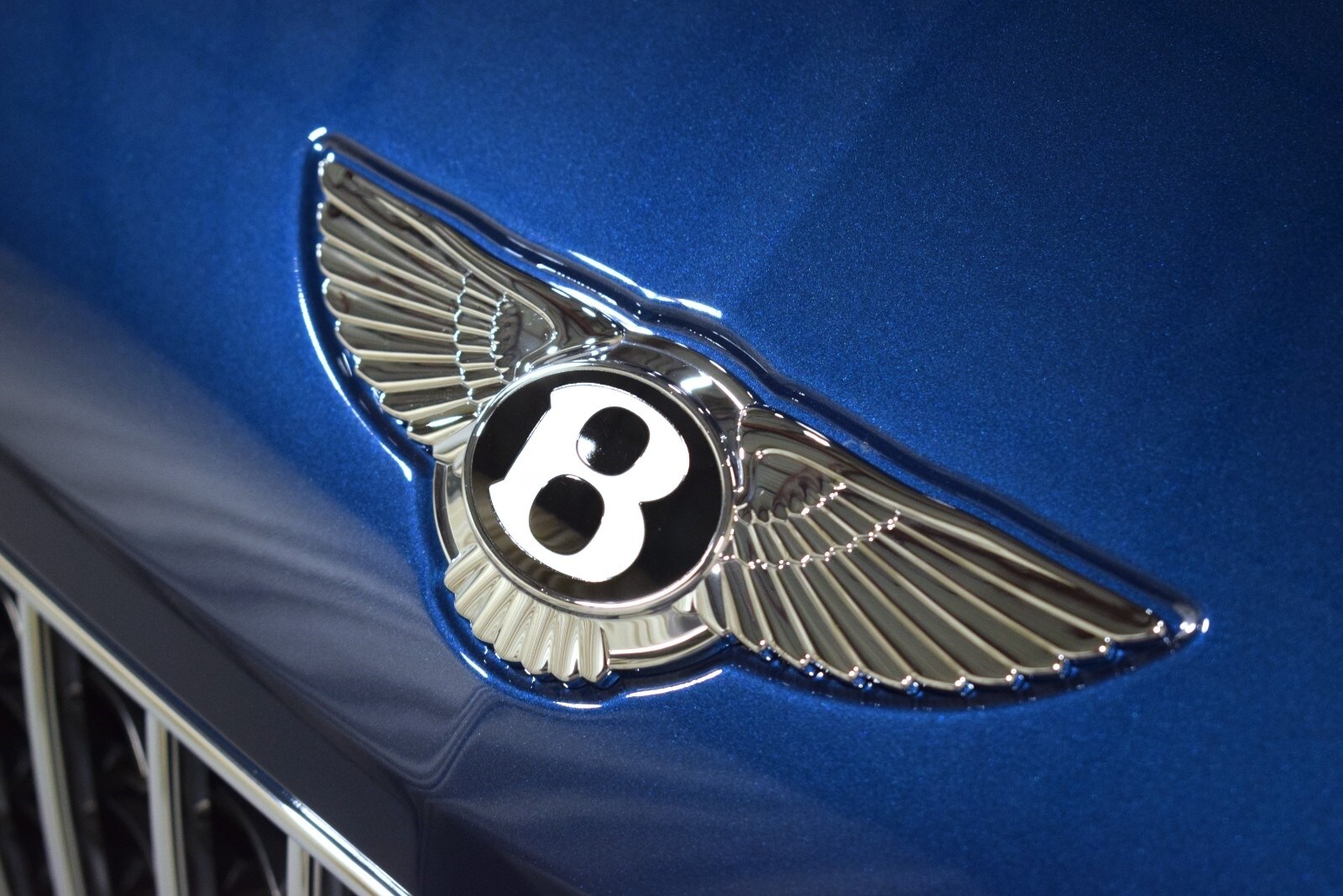 Thumbnail: 2024 Bentley Bentayga - 9