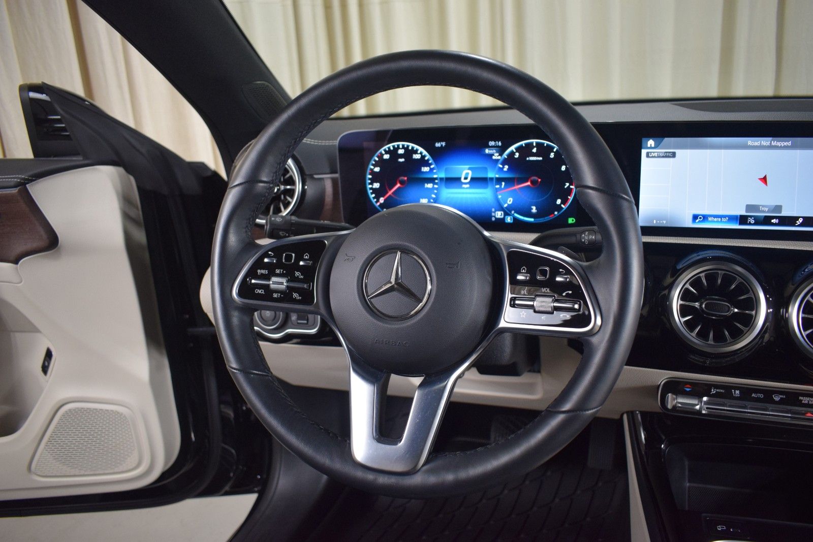 Thumbnail: 2023 Mercedes-Benz CLA - 26