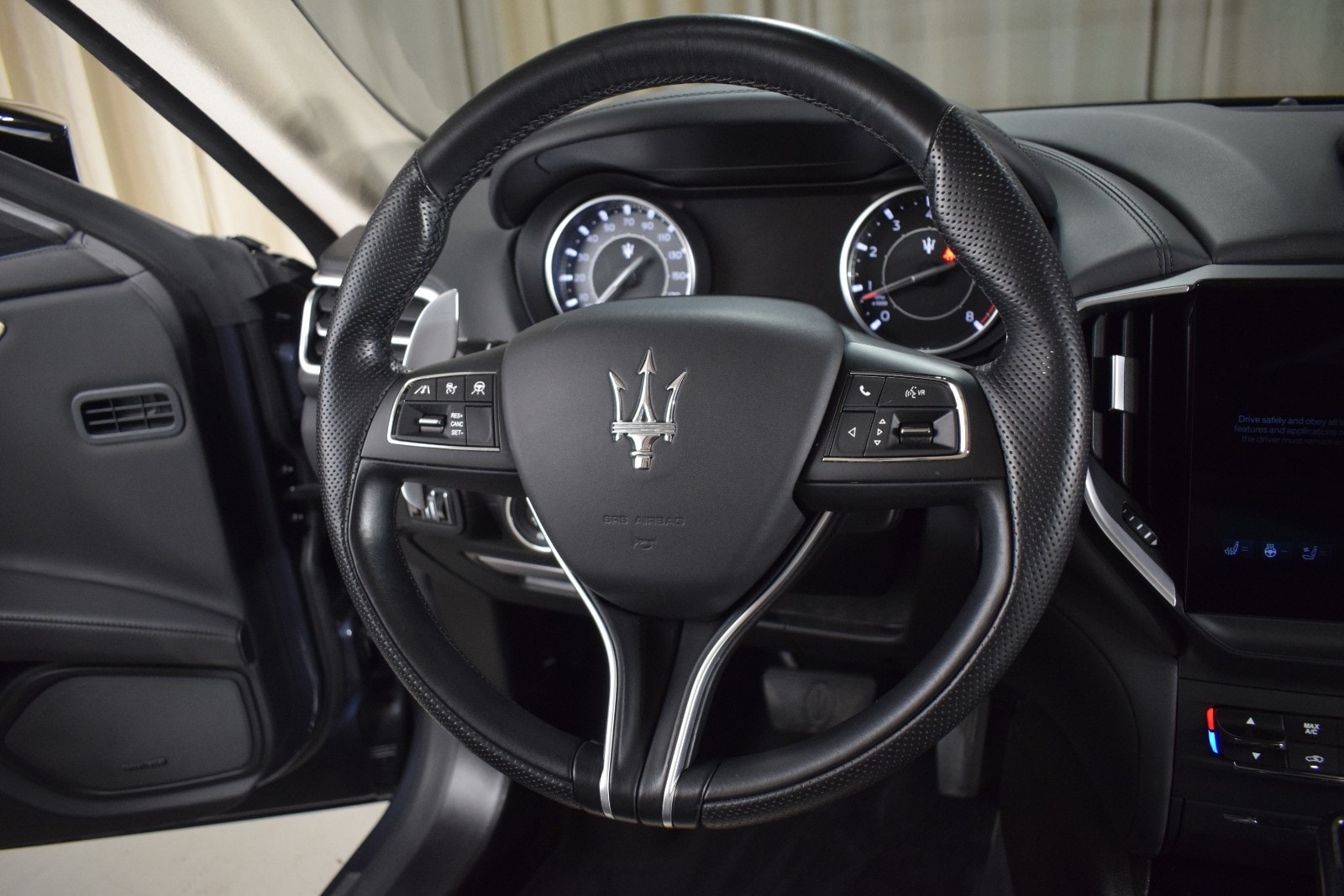 Thumbnail: 2022 Maserati Ghibli - 26