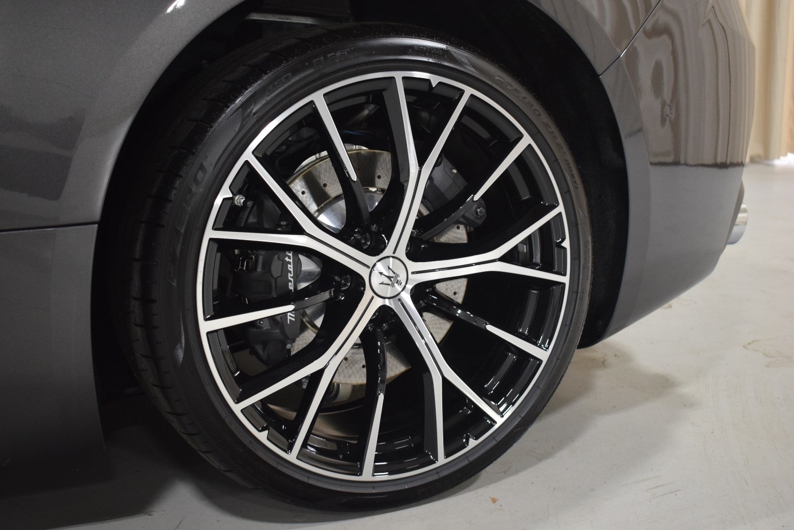 Thumbnail: 2026 Maserati GranCabrio - 8