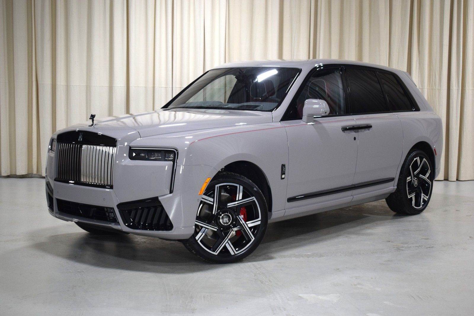 2026 Rolls-Royce Cullinan Black Badge -
                  Troy, MI