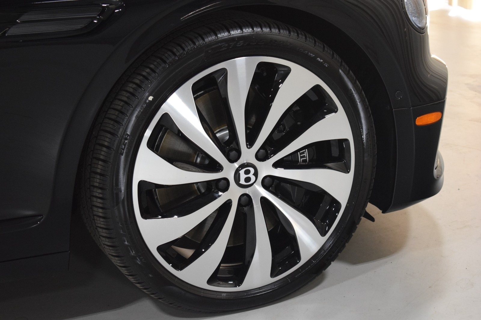 Thumbnail: 2026 Bentley Flying Spur - 7