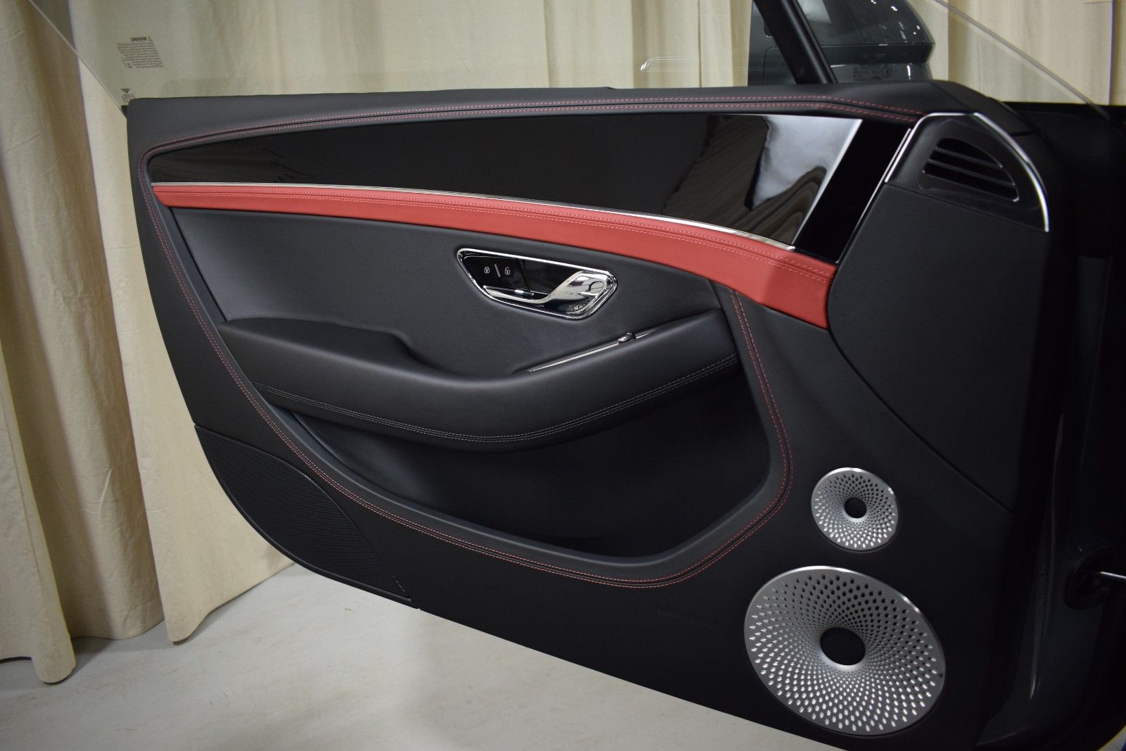 Thumbnail: 2026 Bentley Continental - 35