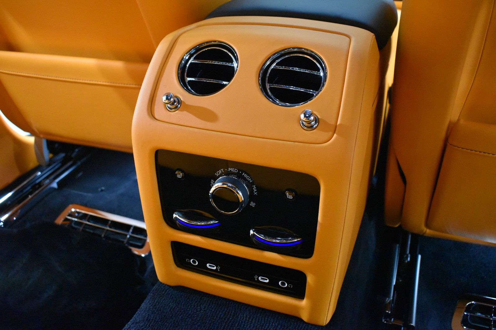 Thumbnail: 2027 Rolls-Royce Ghost - 43