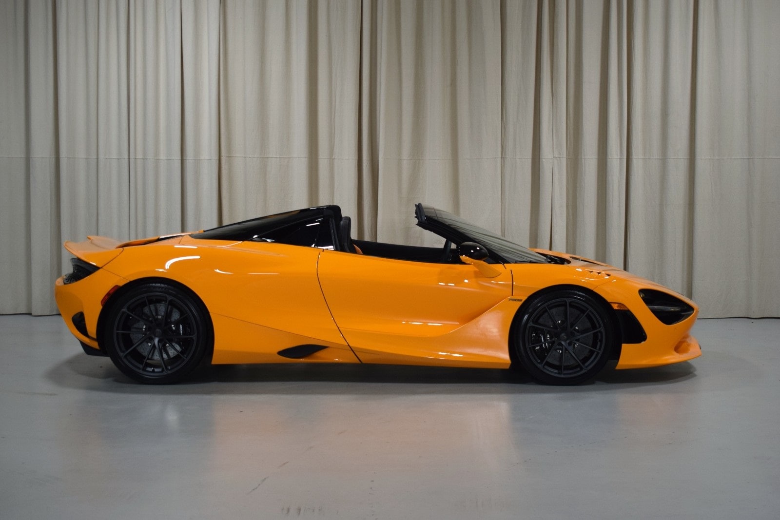 Thumbnail: 2026 Mclaren 750S - 15