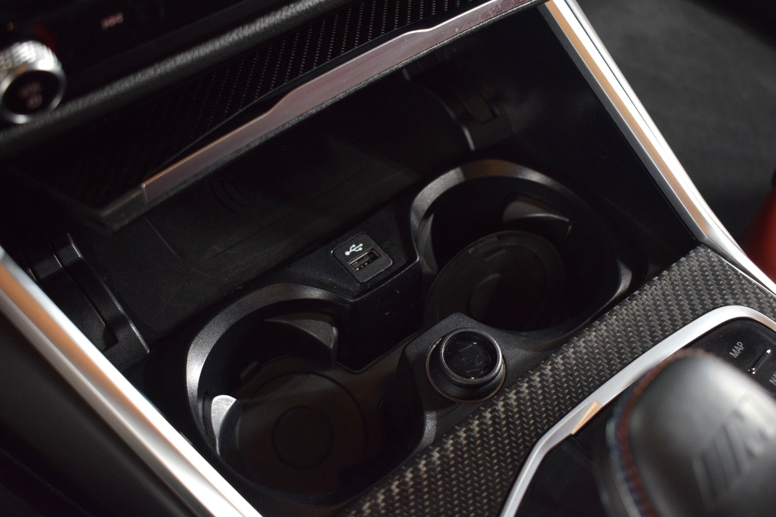 Thumbnail: 2023 BMW M3 - 31