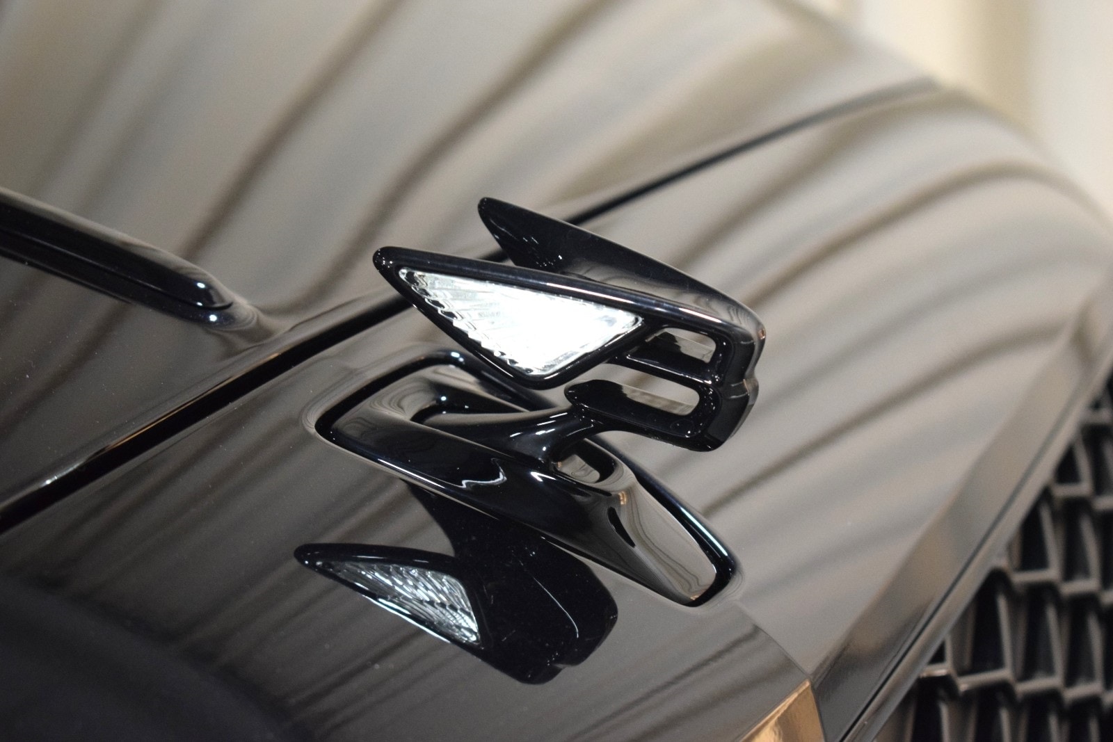 Thumbnail: 2026 Bentley Flying Spur - 9