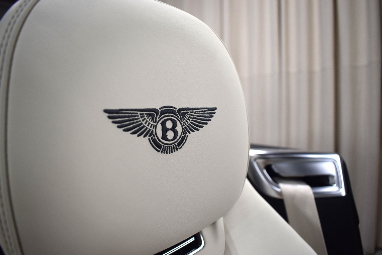 Thumbnail: 2025 Bentley Continental - 36