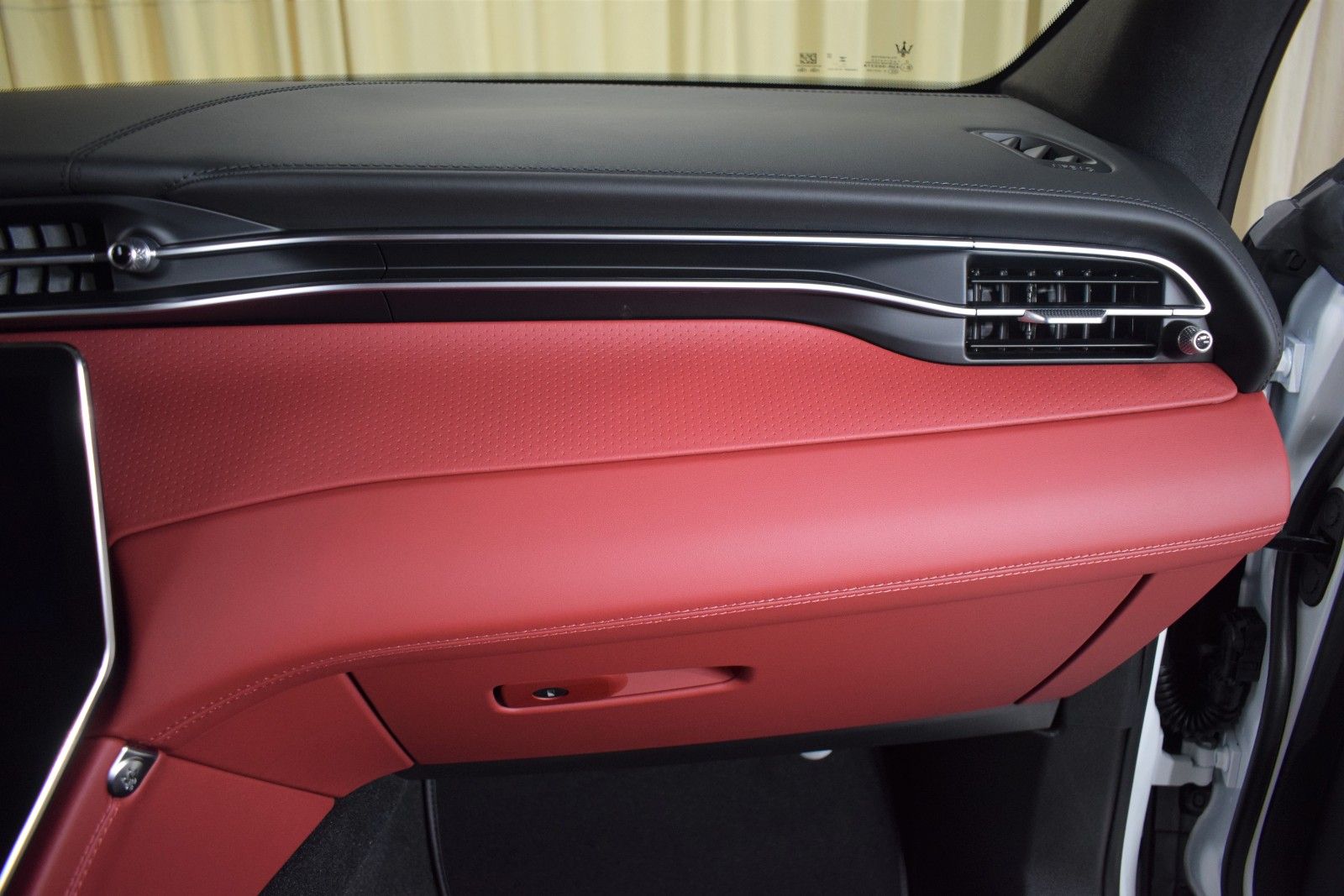 Thumbnail: 2025 Maserati Grecale - 26