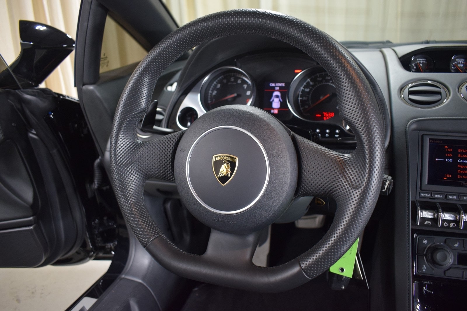 Thumbnail: 2012 Lamborghini Gallardo - 21