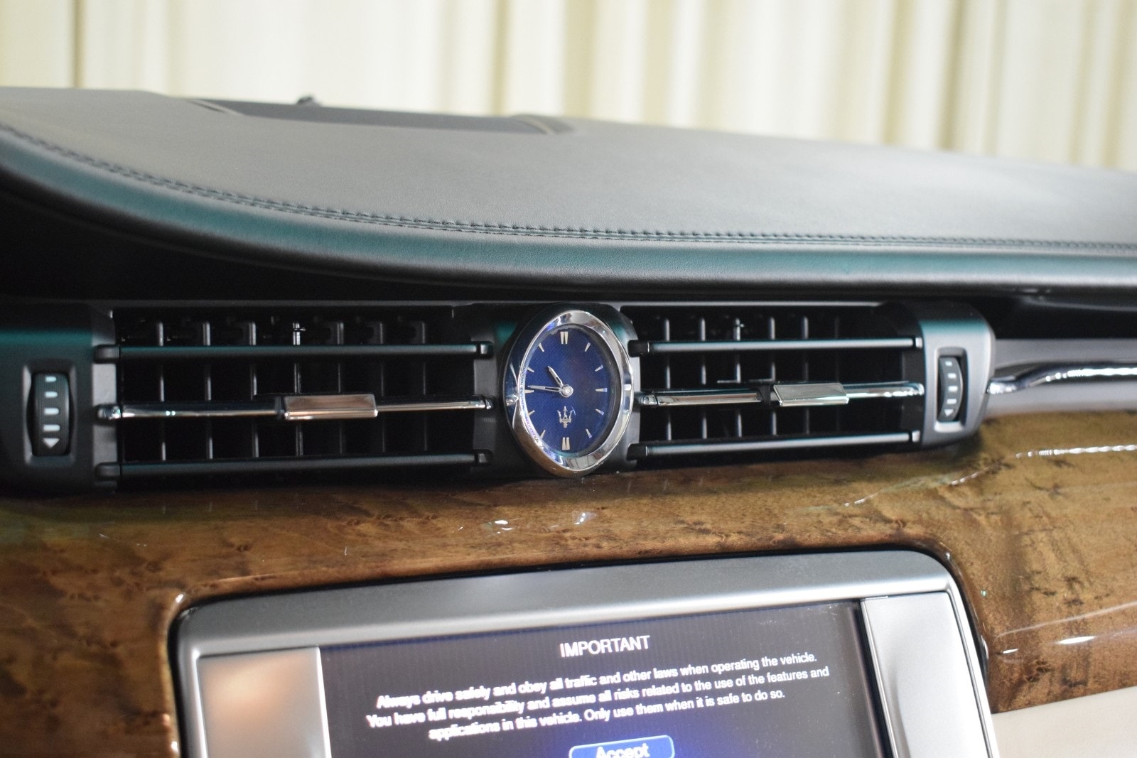 Thumbnail: 2014 Maserati Quattroporte - 31