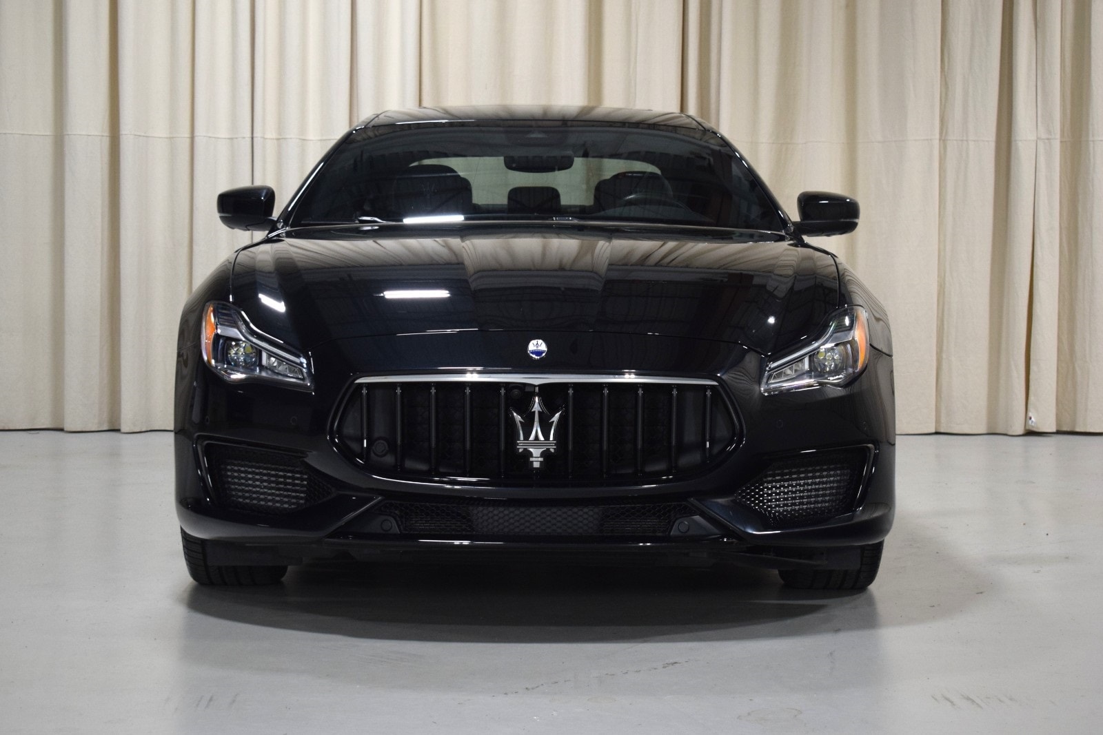 Thumbnail: 2022 Maserati Quattroporte - 9