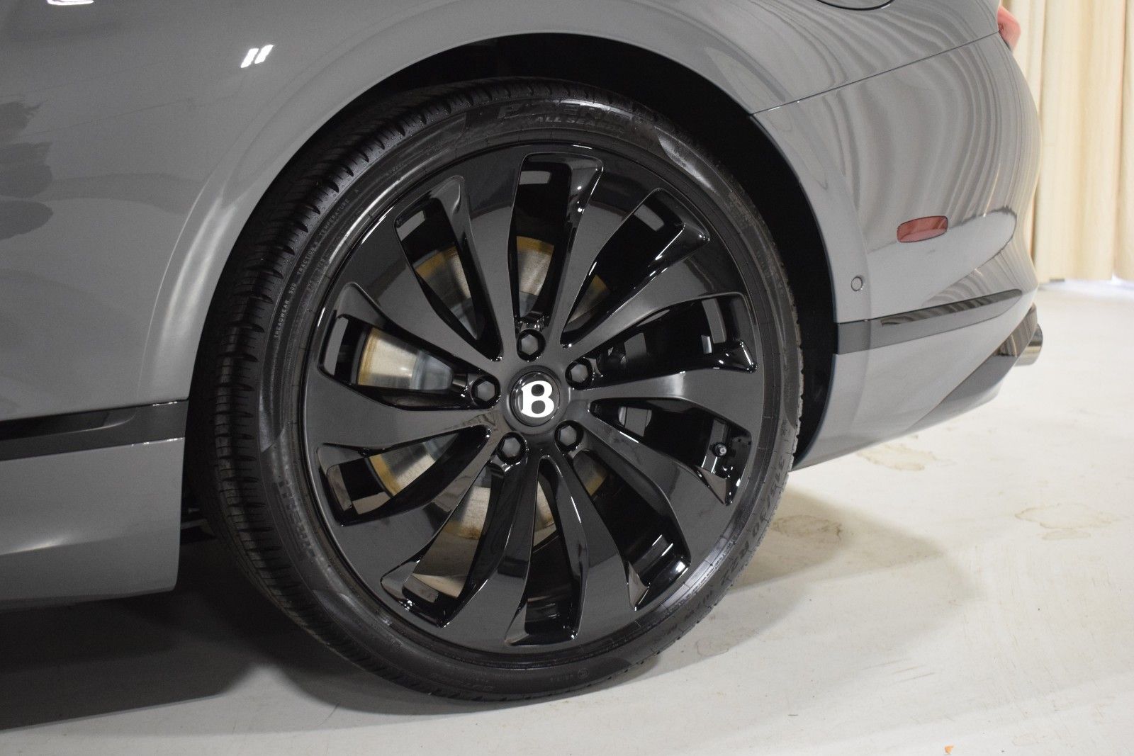 Thumbnail: 2026 Bentley Continental - 18