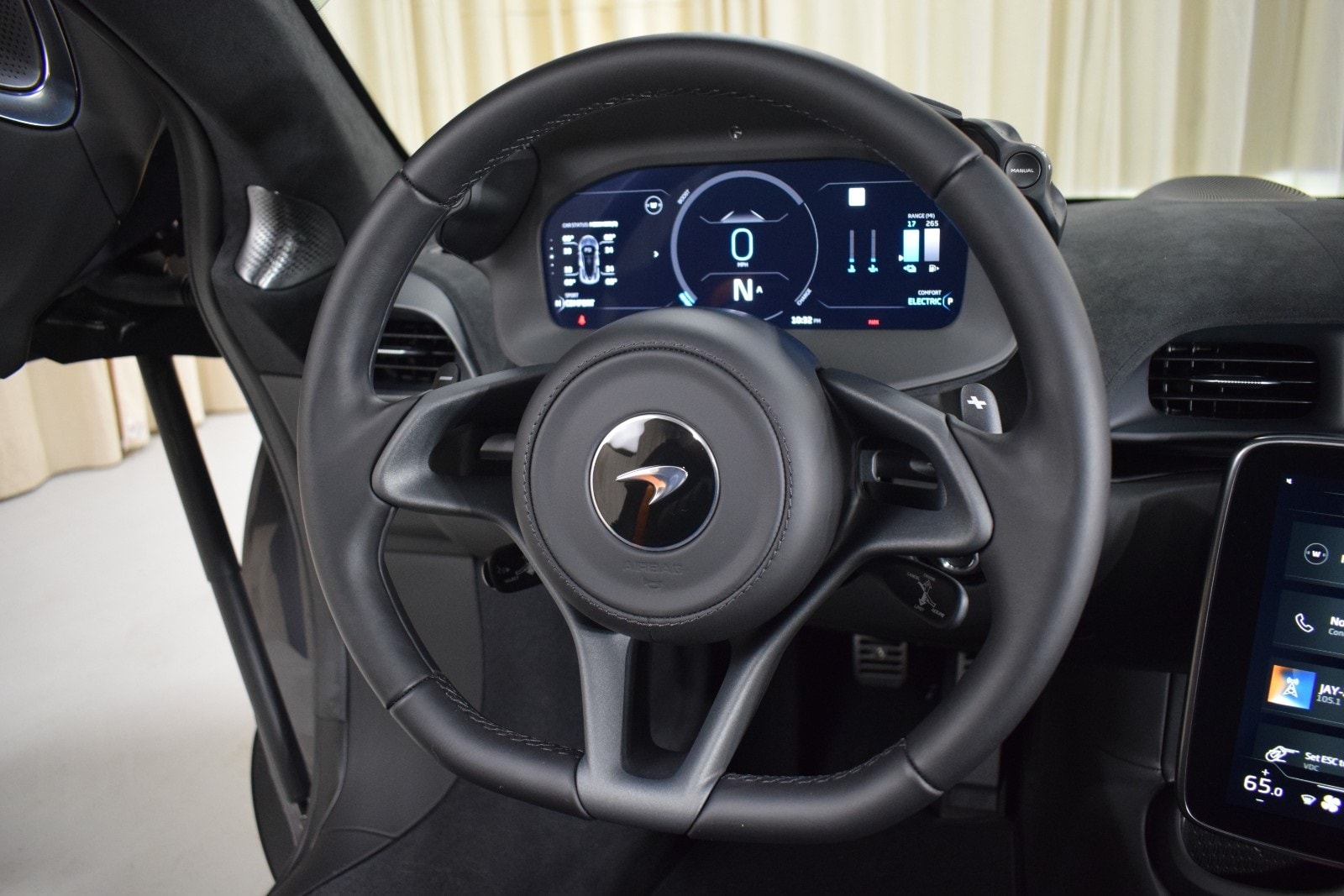 2025 Mclaren Artura TechLux 20
