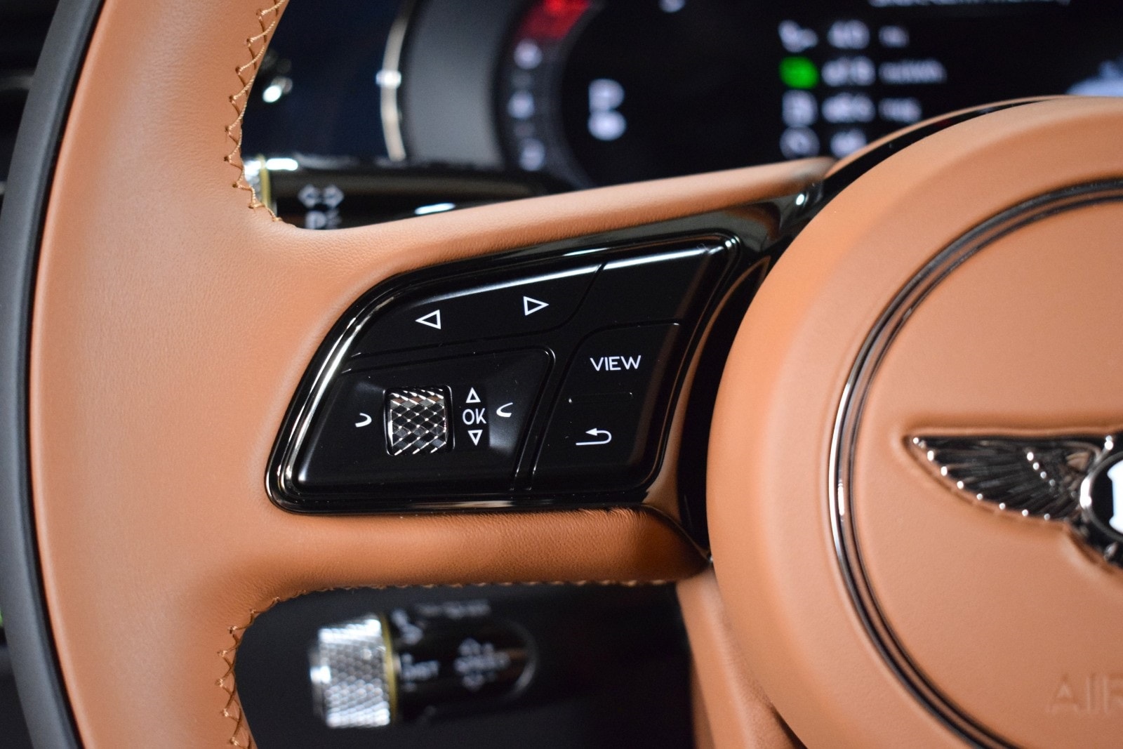 Thumbnail: 2025 Bentley Flying Spur - 29