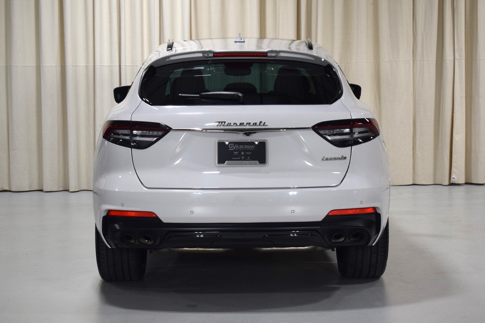 Thumbnail: 2022 Maserati Levante - 13