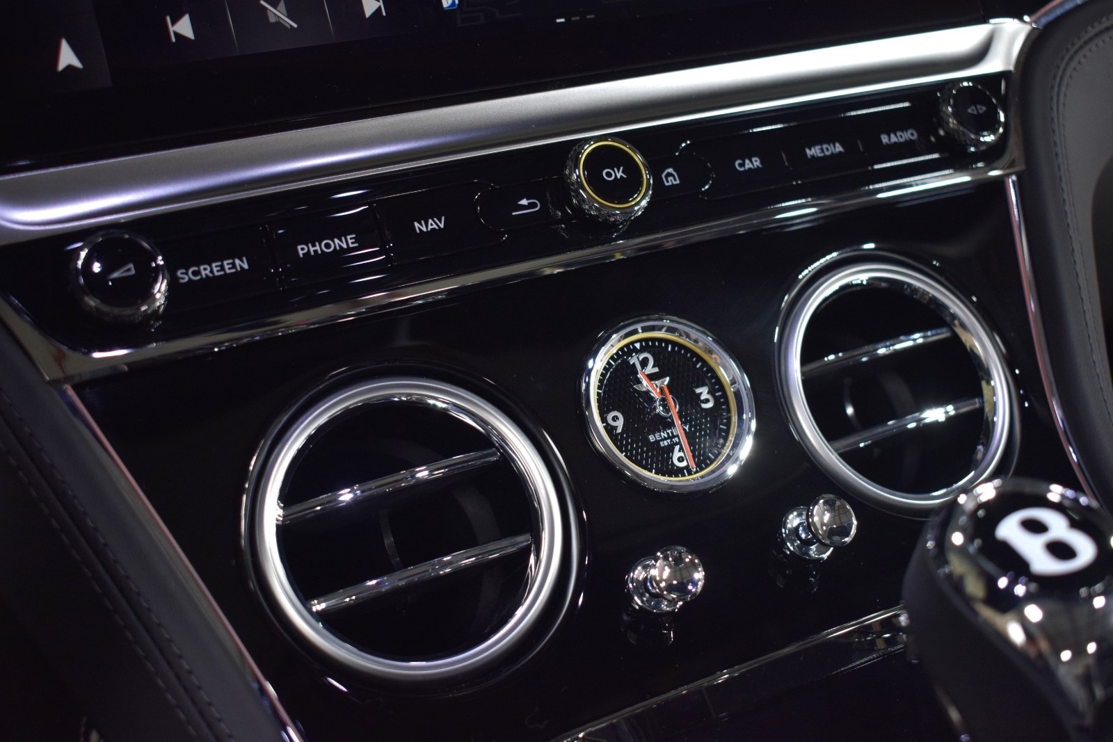 Thumbnail: 2025 Bentley Continental - 34