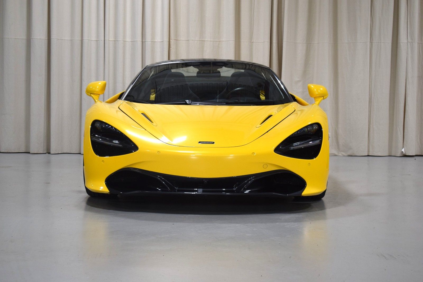 Thumbnail: 2020 Mclaren 720S - 10