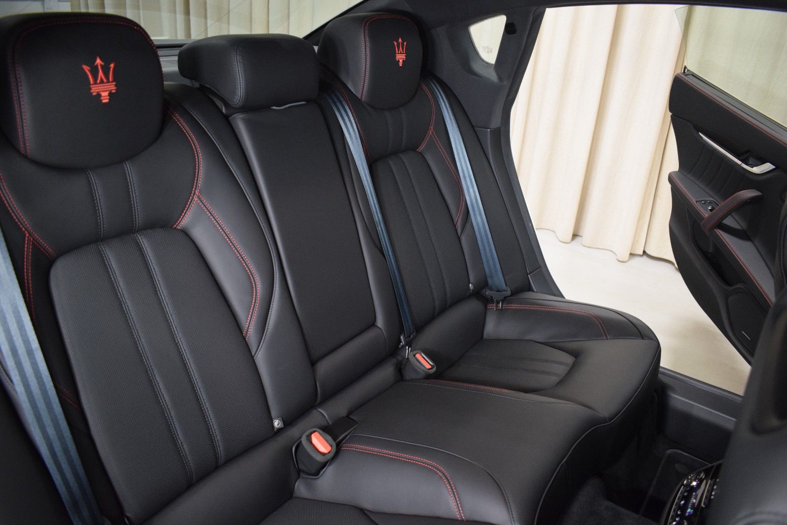 Thumbnail: 2024 Maserati Quattroporte - 19