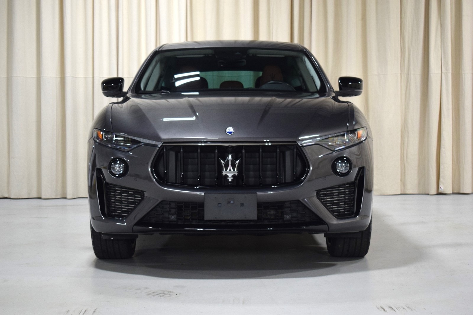 Thumbnail: 2022 Maserati Levante - 9